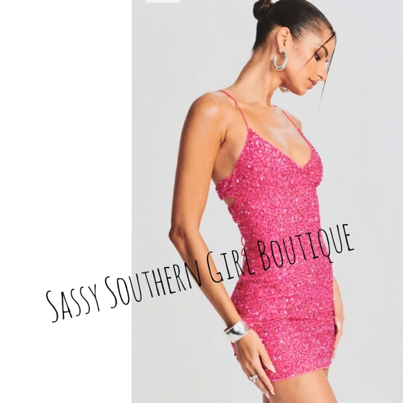 🆕⭐ RETROFETE hot pink beaded mini dress - Picture 4 of 10